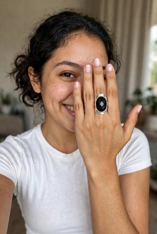 Anillo de Plata .925 con Onix Facetada