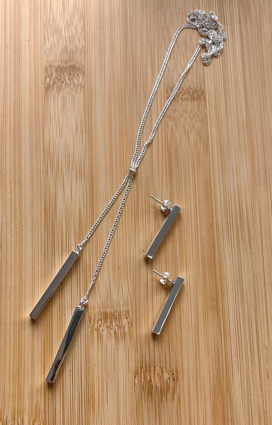 Corbatero palitos y Aretes de Plata.925